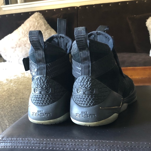 Lebrons - Picture 2 of 3